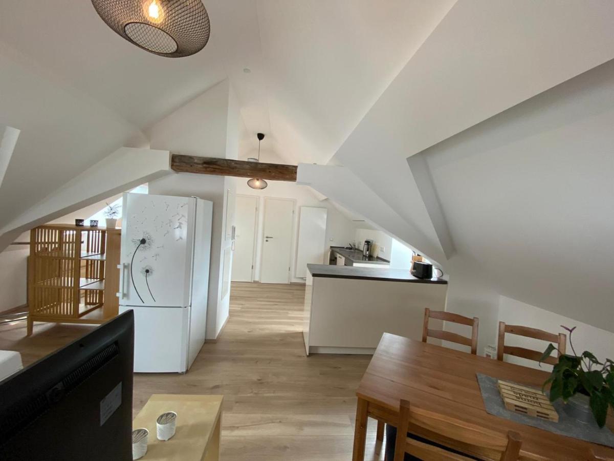 Helle 2 Zi. Wohnung nähe Flughafen München Haimhausen  Exterior foto